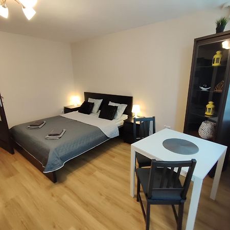 ורשה Top Apartamenty Centrum - Metro Rondo Onz מראה חיצוני תמונה