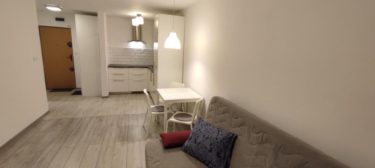 ורשה Top Apartamenty Centrum - Metro Rondo Onz מראה חיצוני תמונה