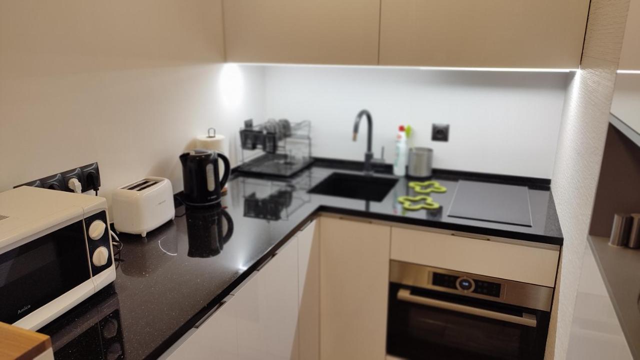 ורשה Top Apartamenty Centrum - Metro Rondo Onz מראה חיצוני תמונה