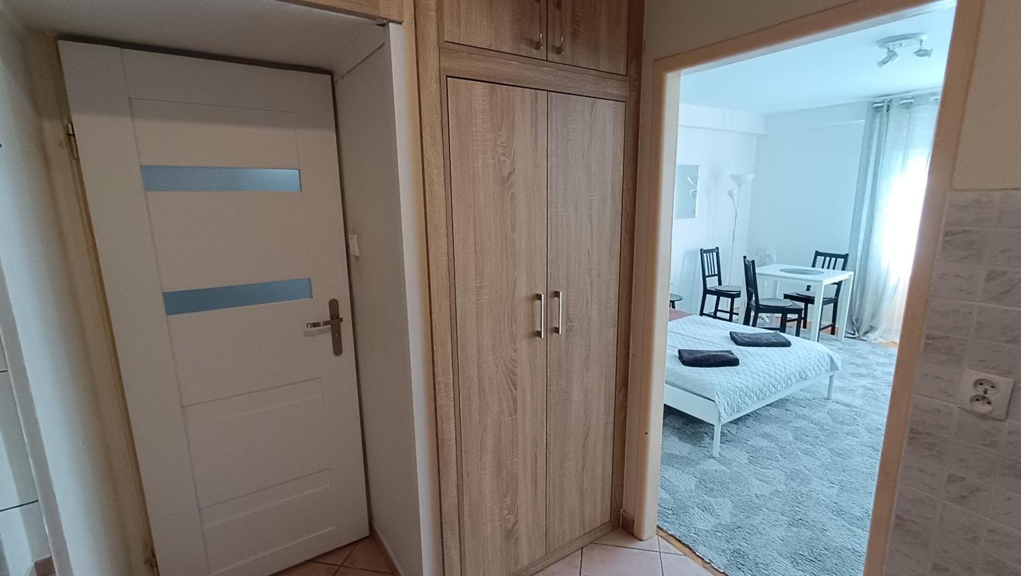 ורשה Top Apartamenty Centrum - Metro Rondo Onz מראה חיצוני תמונה